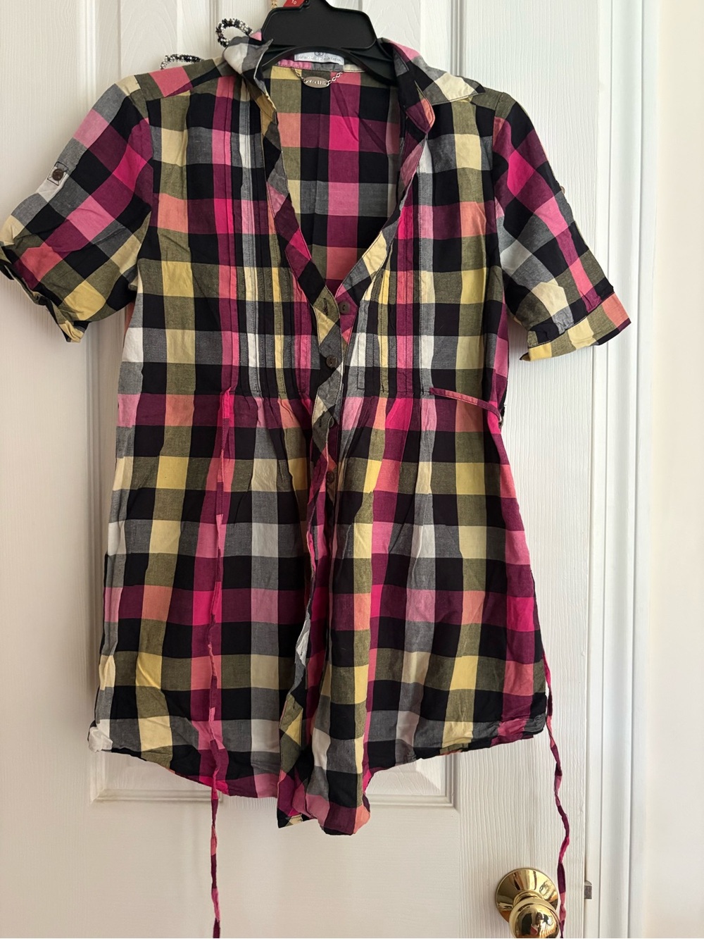 Plaid Short-Sleeve Hooded Shirt - Pink/Black/Yellow